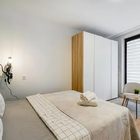 Golden - Modern & Cozy, Towarowa Street Apartamento