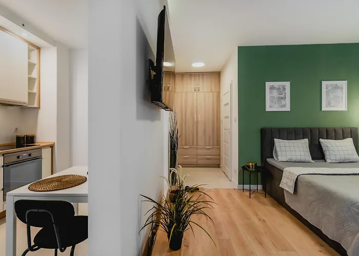 Golden - Modern&cozy, Towarowa Street *