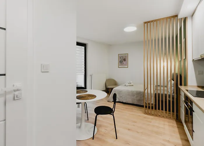 Golden - Modern&cozy, Towarowa Street Warszawa