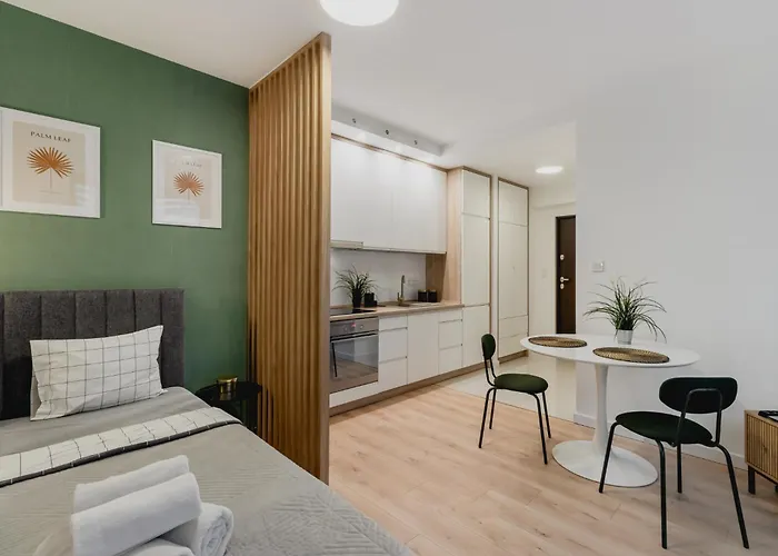 Golden - Modern&cozy, Towarowa Street *